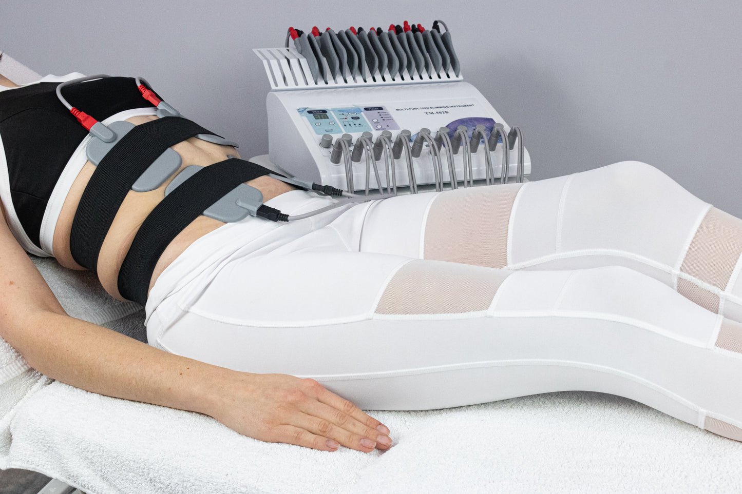 Electrostimulation + Infrared (EMS + IR) Body Treatment System