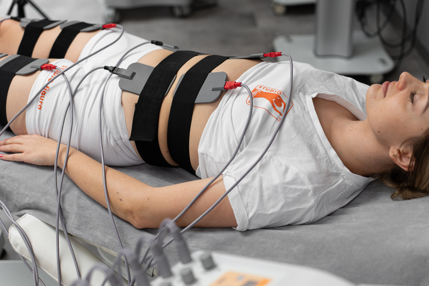 Electrostimulation + Infrared (EMS + IR) Body Treatment System