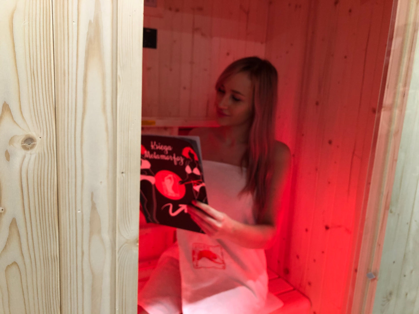 3-Person Pine Wood Infrared Sauna Cabin | IR-A + Ionizer